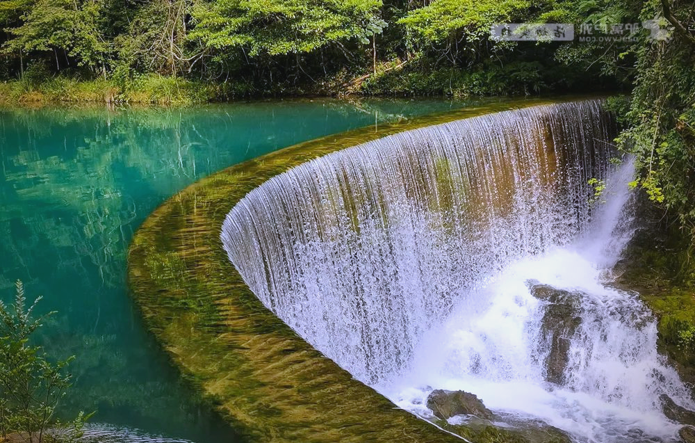贵州:探访众多瀑布,感受夏日清凉与自然之美