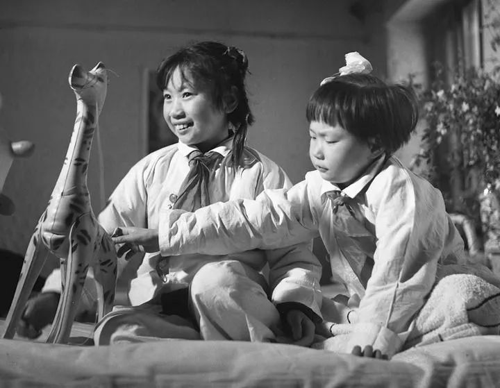 《新华每日电讯》今日刊发!