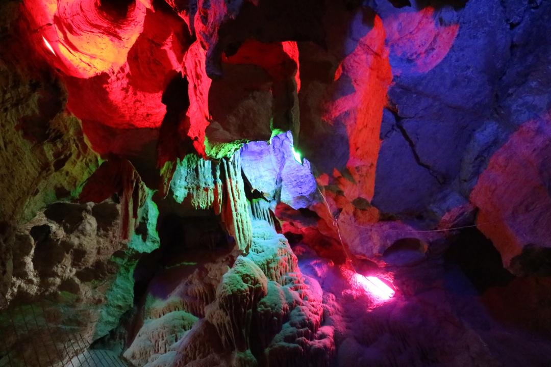 「特惠一日游」年度最佳旅游景点,天梯山 金水洞