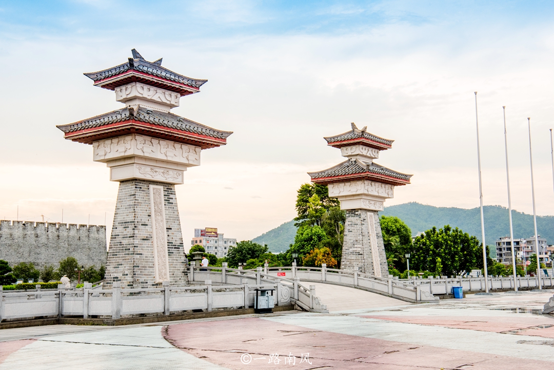 广东屹立一座"汉代"建筑,明明叫揭阳楼,原址却在潮州