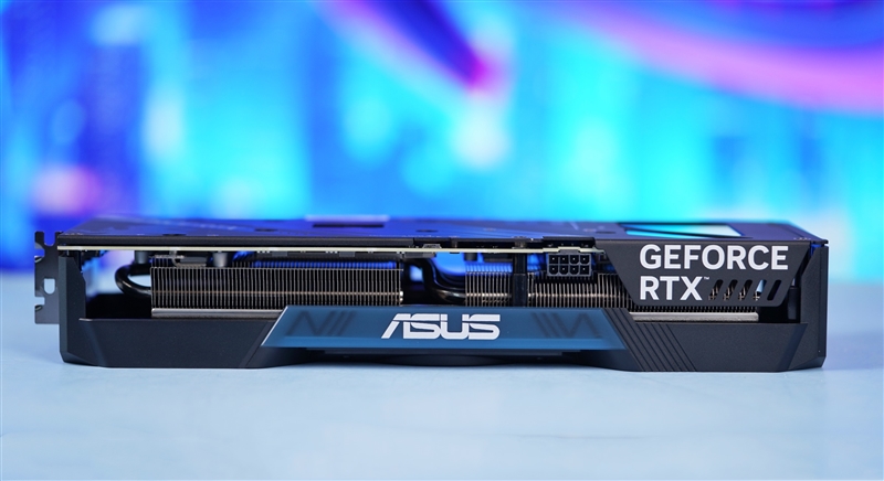 华硕ats巨齿鲨rtx 4070 gaming显卡评测:炎炎夏日也能出色发挥