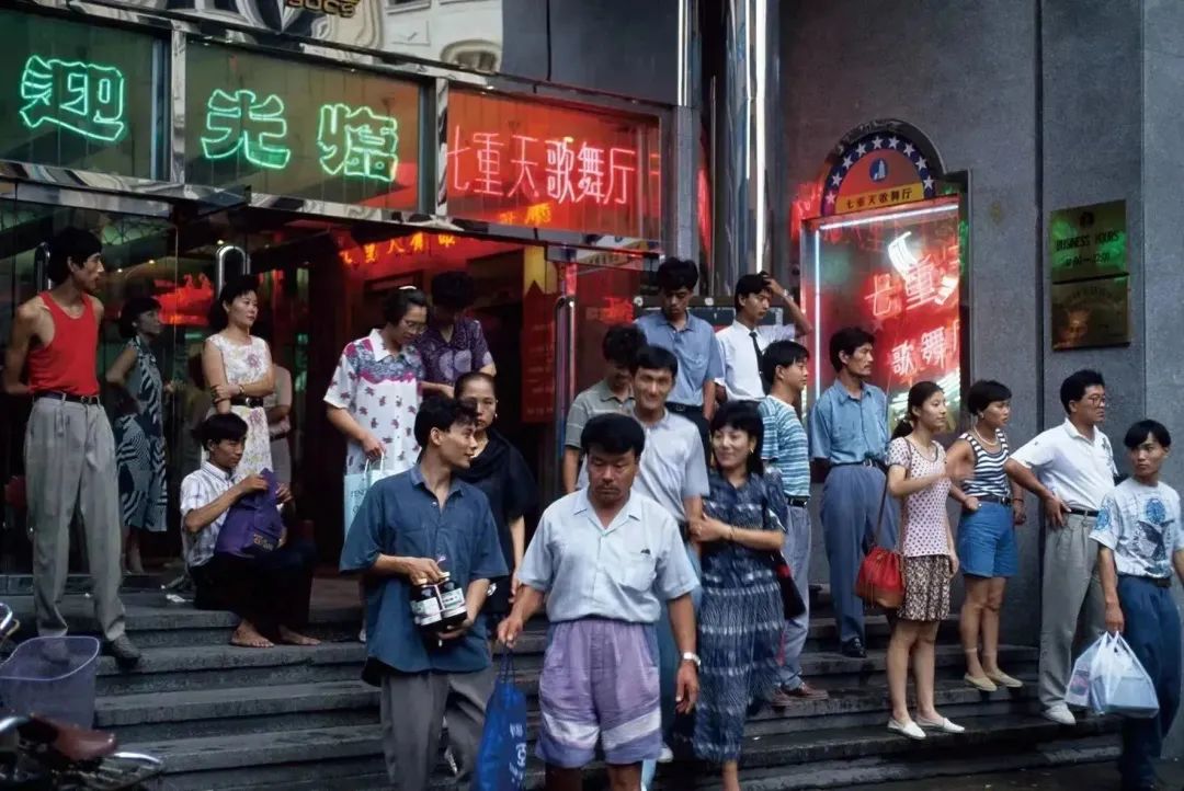 扬州琼都歌舞厅:欢迎回到80年代