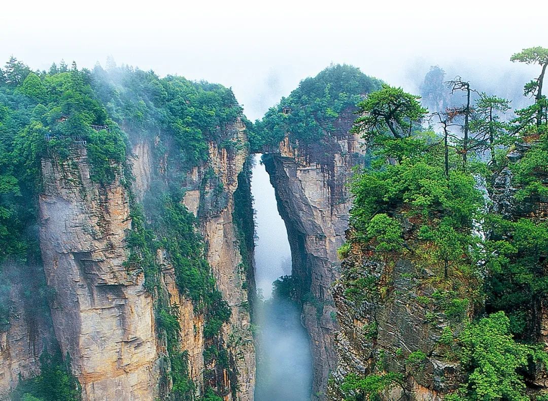 为什么湖南那么多山都被穿了"洞"