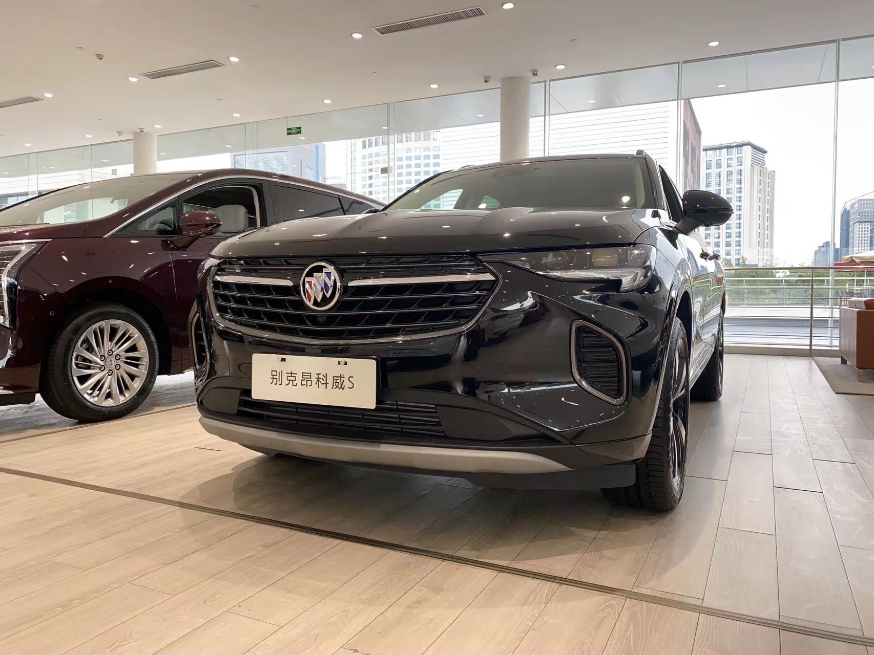 努力十年想给自己提一台昂科威sgs