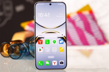 OPPO Find X8 Ultra首发超晶态蓝玻璃+一英寸传感器