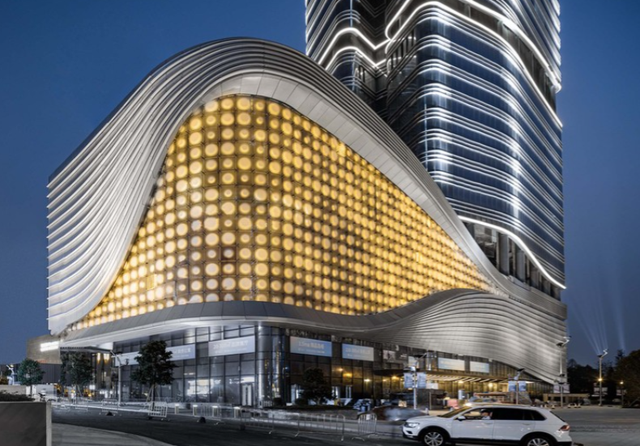 深圳罗湖这次真的火了!水贝国际中心!网友:竹子风格的建筑!