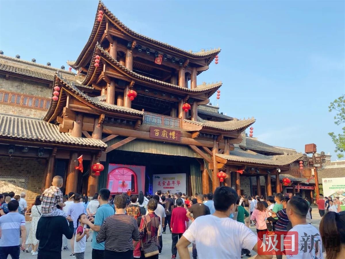 房县"西关印象"古街焕新颜,成为鄂西北"旅游珍珠项链"