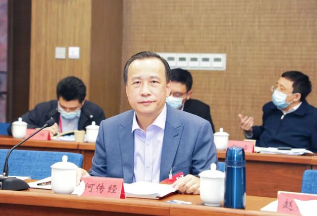 省人大代表何传经:加大贯彻落实垦地融合发展措施力度