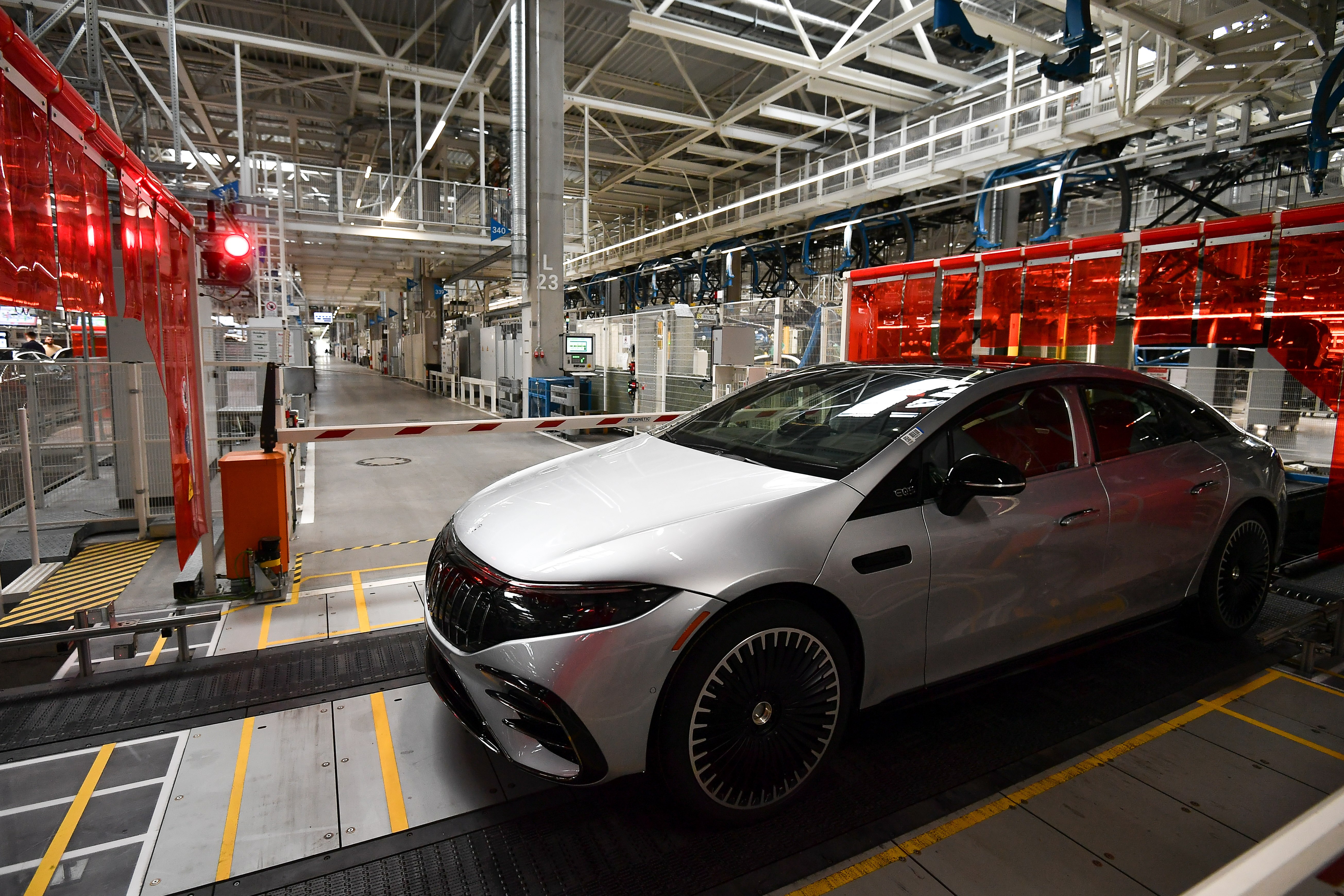 德国辛德尔芬根的梅赛德斯-奔驰汽车工厂