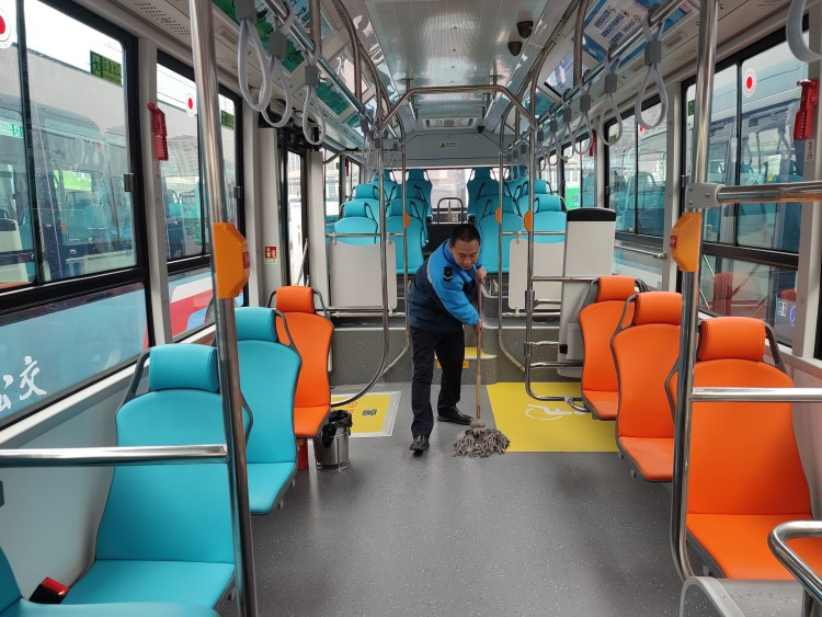 乘坐更舒适!南部公交今起投放69辆纯电公交车