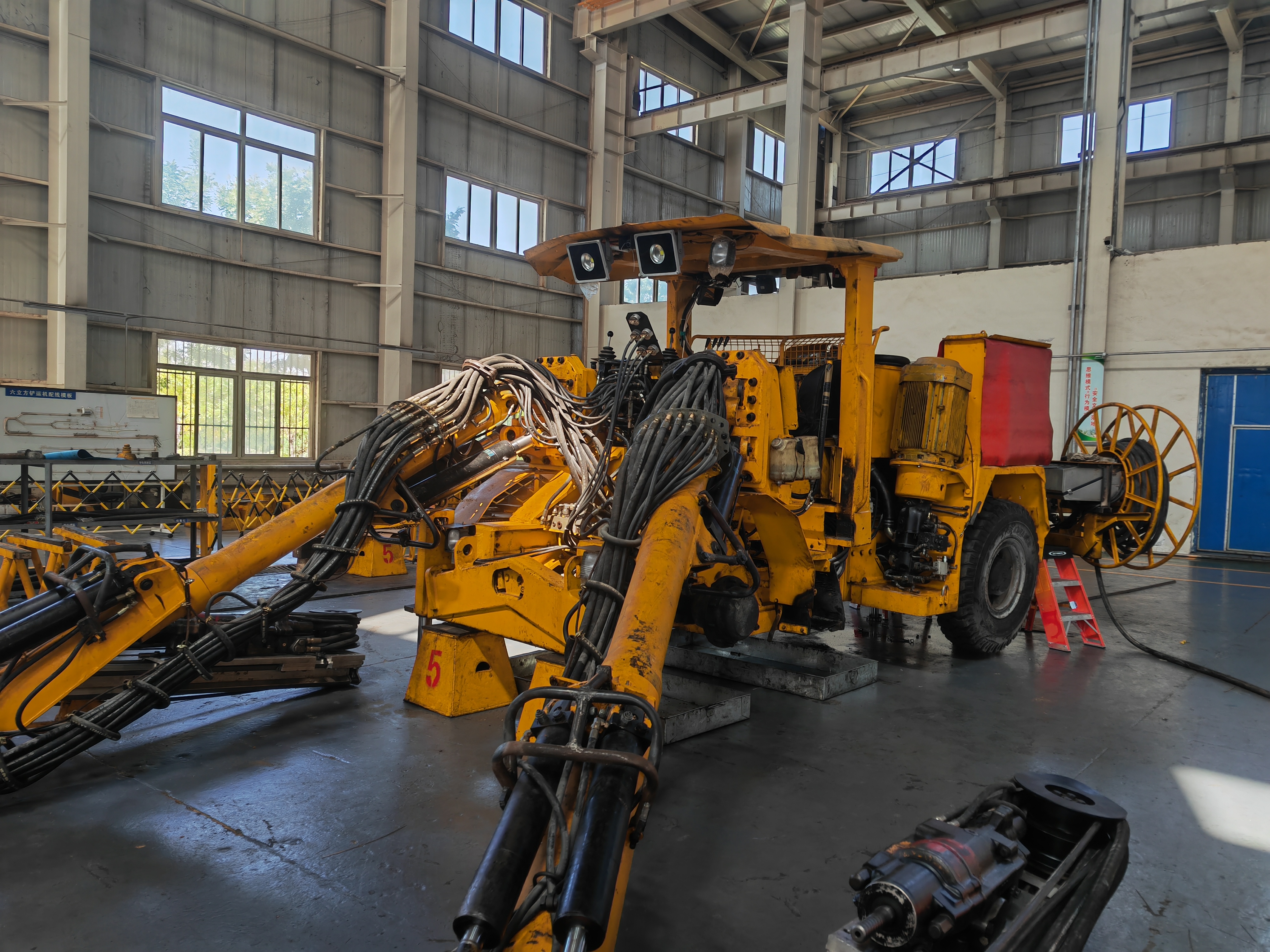 让矿车乃至矿山消防安全有了保障——煤矿车辆自动灭火系统/装置