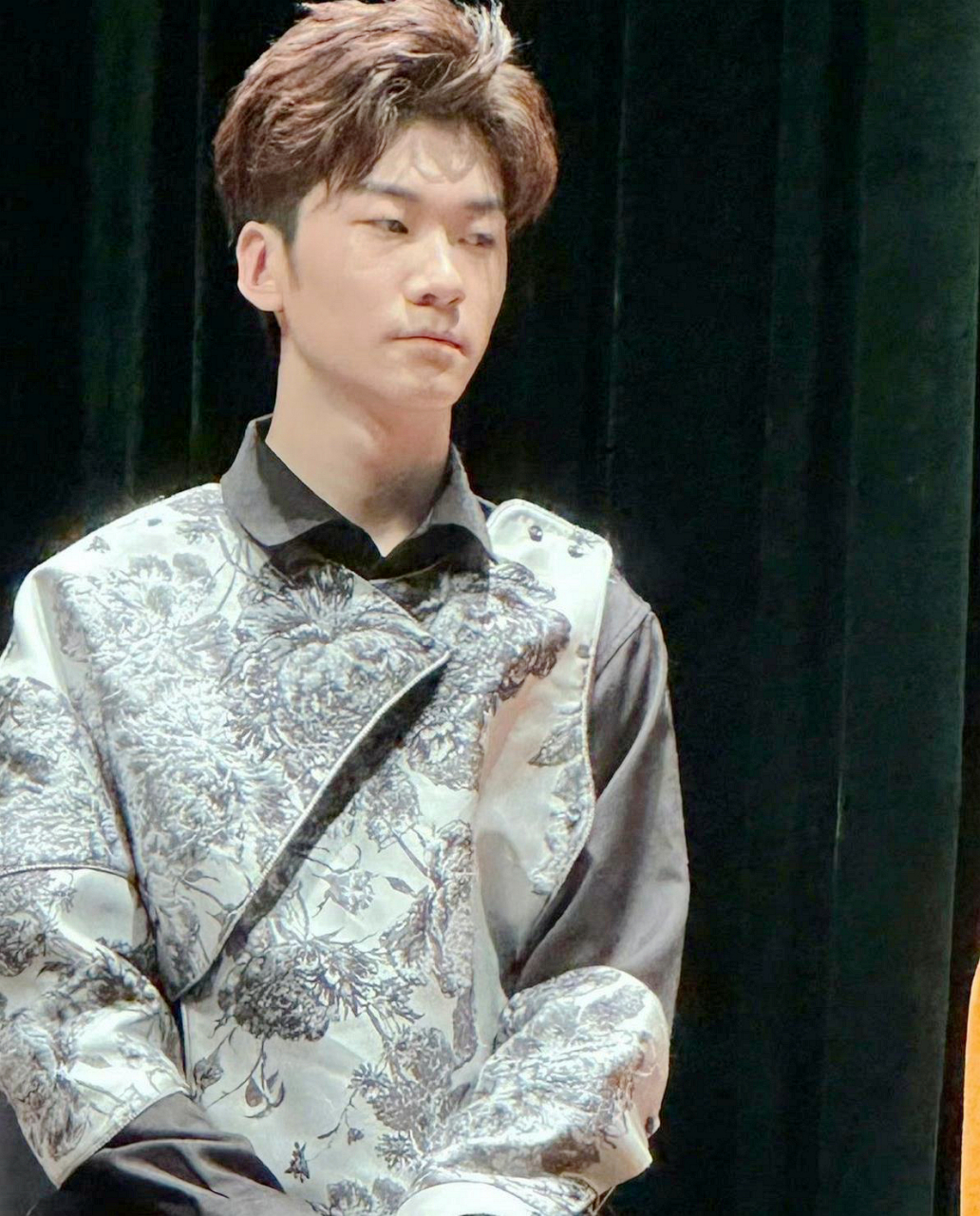 张天天长大后会和张亮一模一样,只是少了小时候的气场