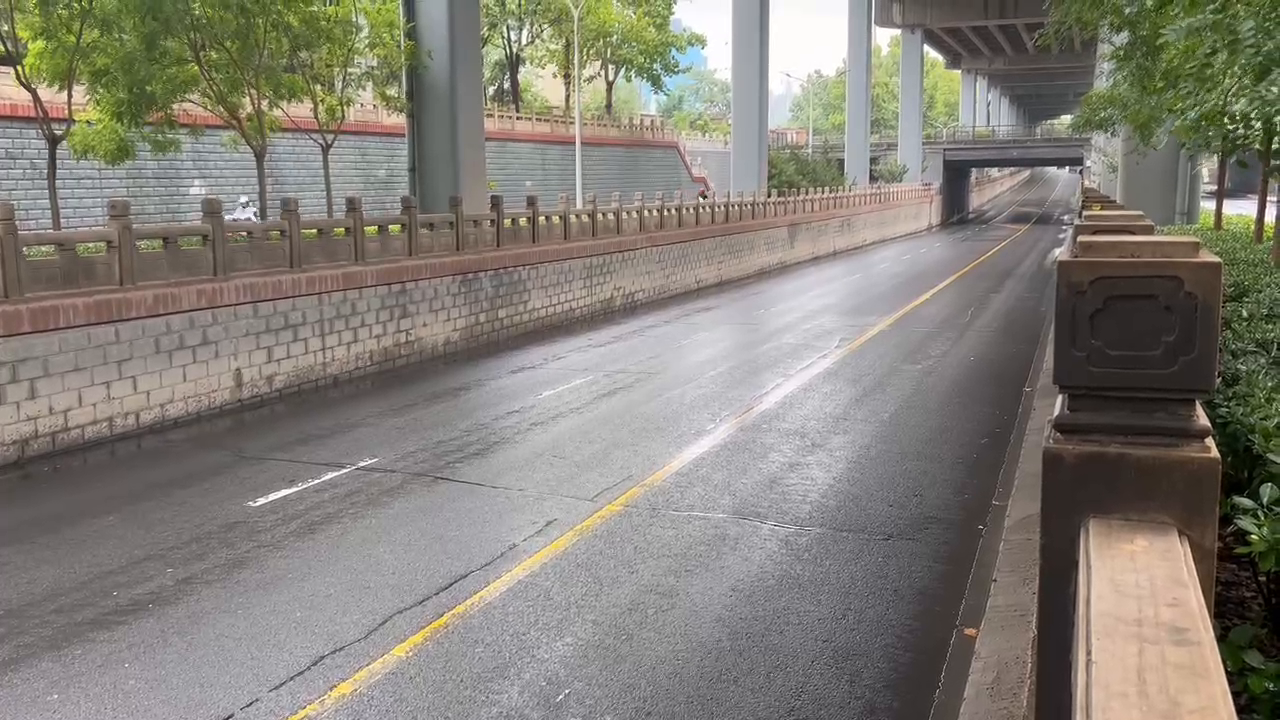 记者探访 实时播报|石家庄裕华路与南小街交口通行已不受影响,现场仍