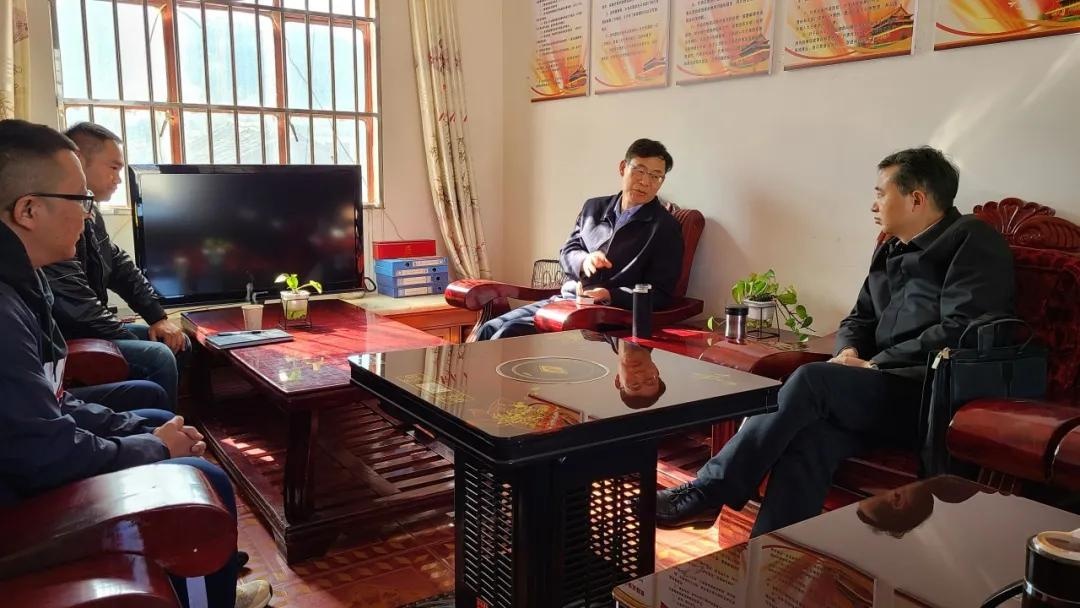 袁学红院长到会泽县娜姑镇调研脱贫攻坚