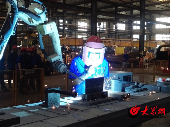 昌乐宝石中专:校企同台竞技,淬炼工匠精神