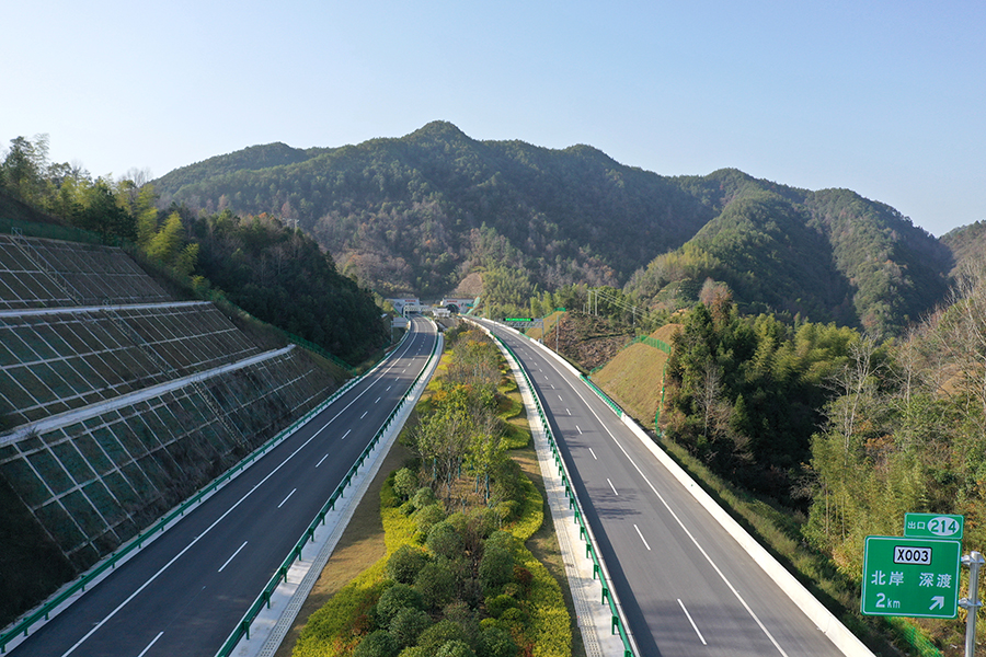 黄千高速安徽段建成通车