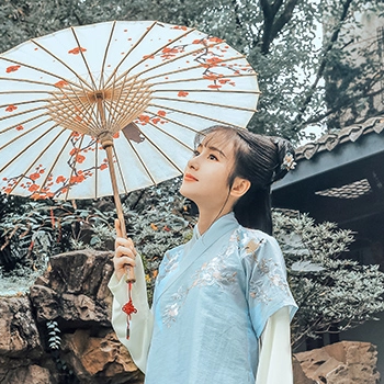 《陆少专宠小青梅》不是不近人情更不近女色吗?这是怎么了?