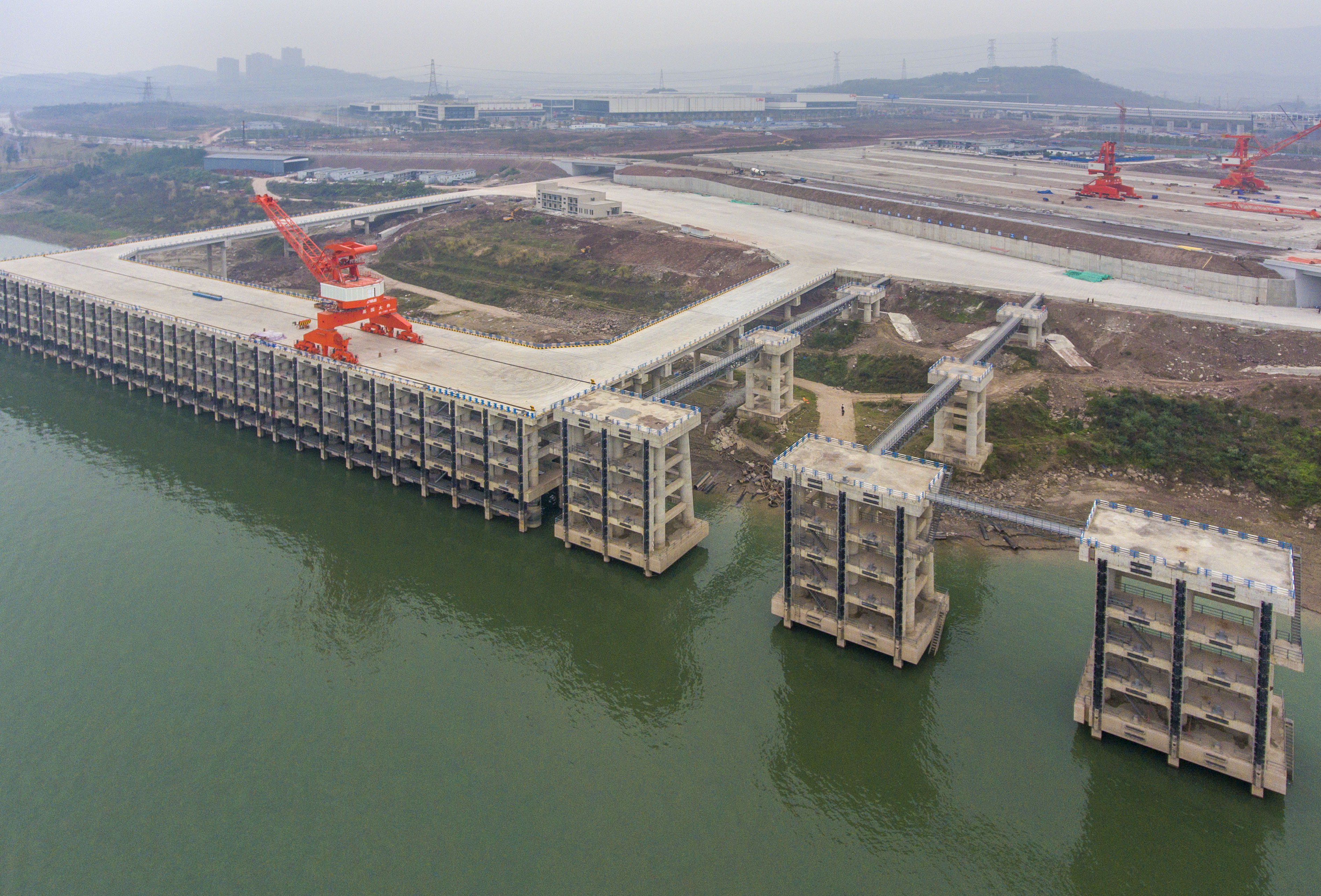重庆洛碛新码头基地图片