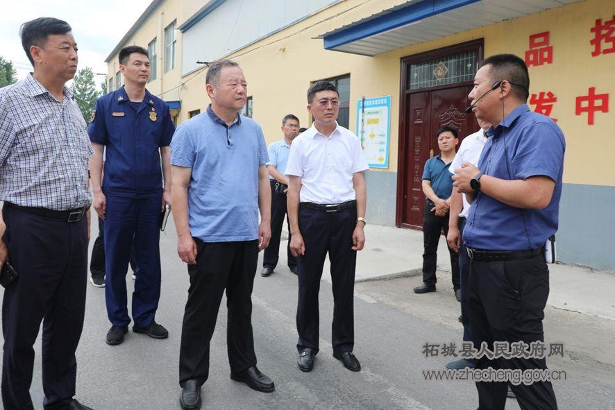 梁万涛督导检查安全生产工作