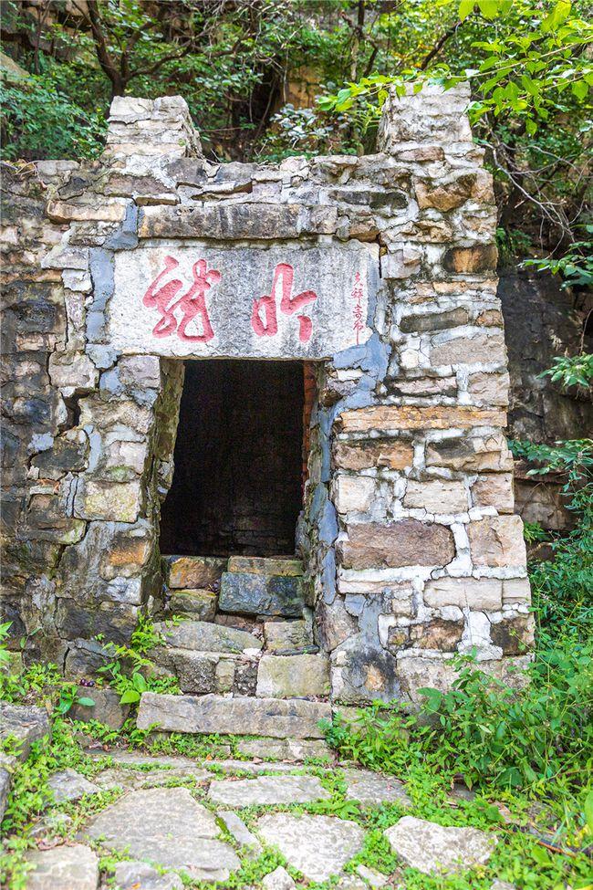山东好景|秋风中的朱凤山风景独好