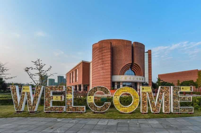 来什邡 感受"中国雪茄之乡"的脉动