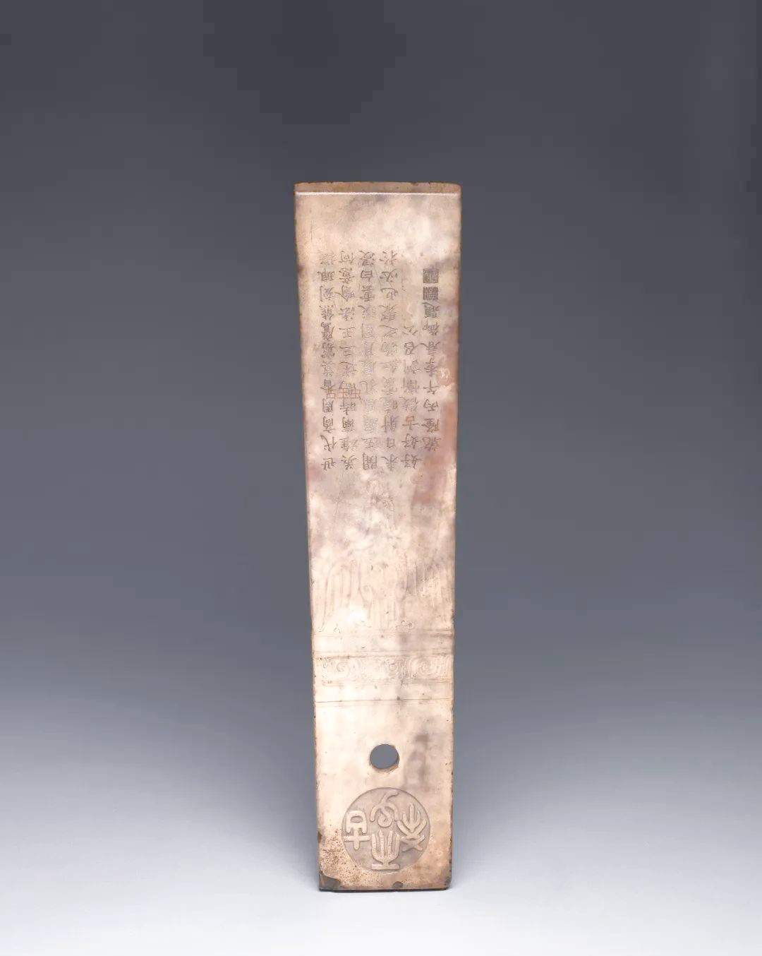 探索古代玉圭的多样美学与丰富文化