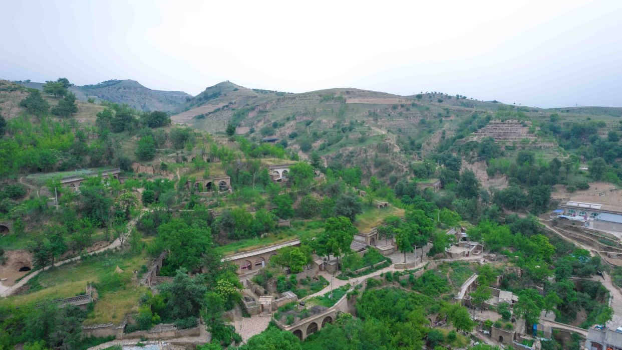 实拍陕西特色窑洞群,多部影剧在此取景,至今保持黄土高坡的风景