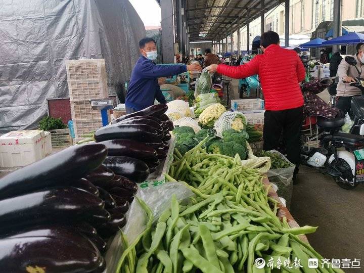 啥菜都不缺!济南七里堡蔬菜批发市场蔬菜供应充足