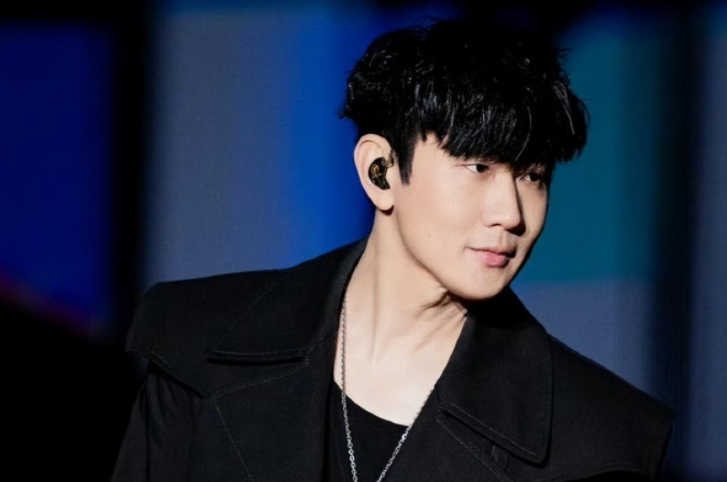 林俊杰被指小心眼,模仿张学友恶搞视频被扒,网友喊话张学友发声