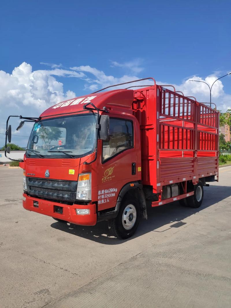 中国重汽5米2仓栏车属于什么车