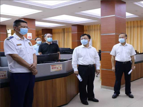 荔湾区应急管理局:区委副书记,代理区长谭明鹤带队开展应急值守,三防