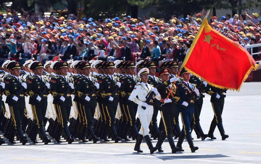 阅兵式上解放军的意外过失