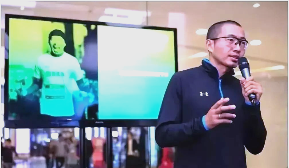 昔日辉煌主持人于嘉的衰老引发网络热议