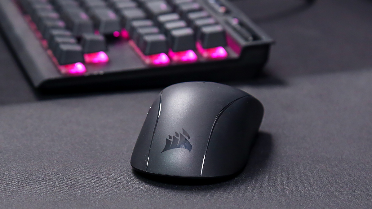 手感,性能双重提升:美商海盗船m75 air轻量化无线游戏鼠标评测