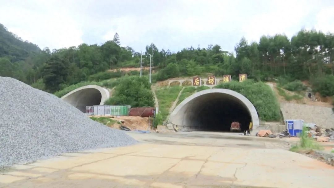 福建长泰:联十一线建设稳步推进 进度条持续刷新