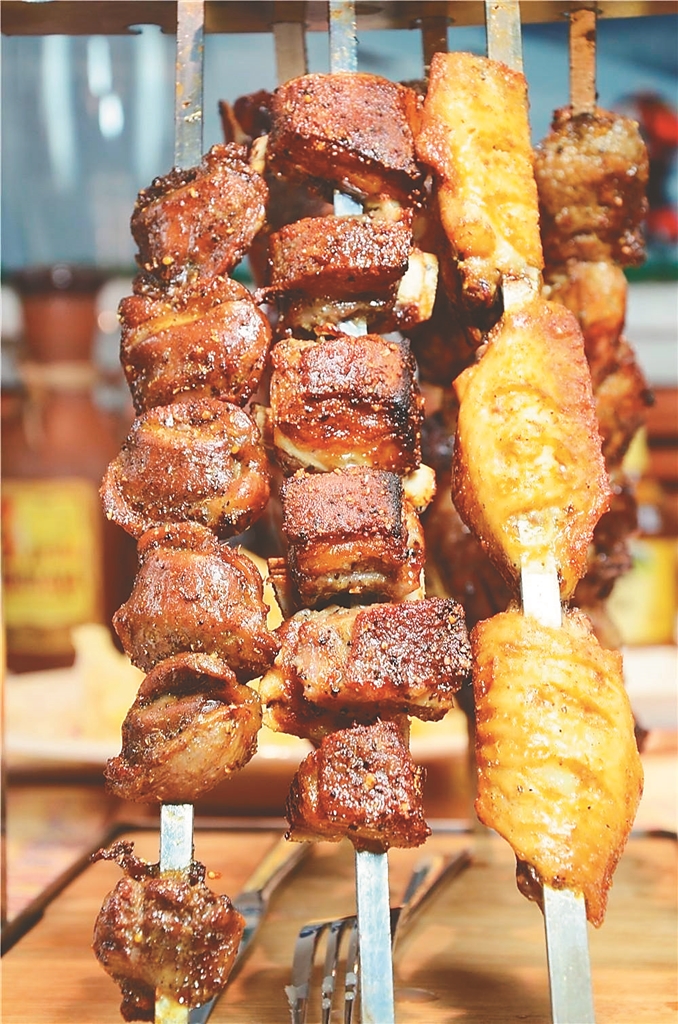 绥芬河 舌尖美食俄罗斯大肉串