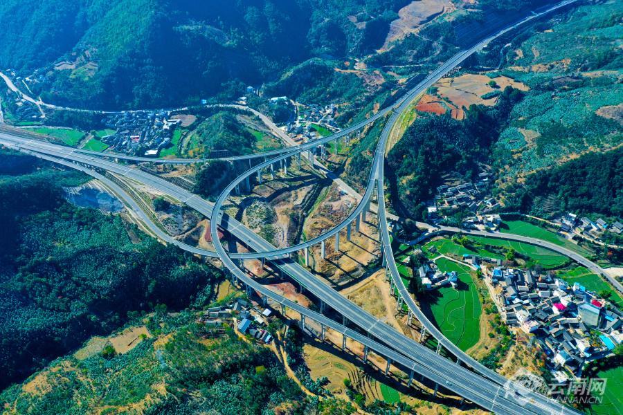 大永高速公路全线竣工