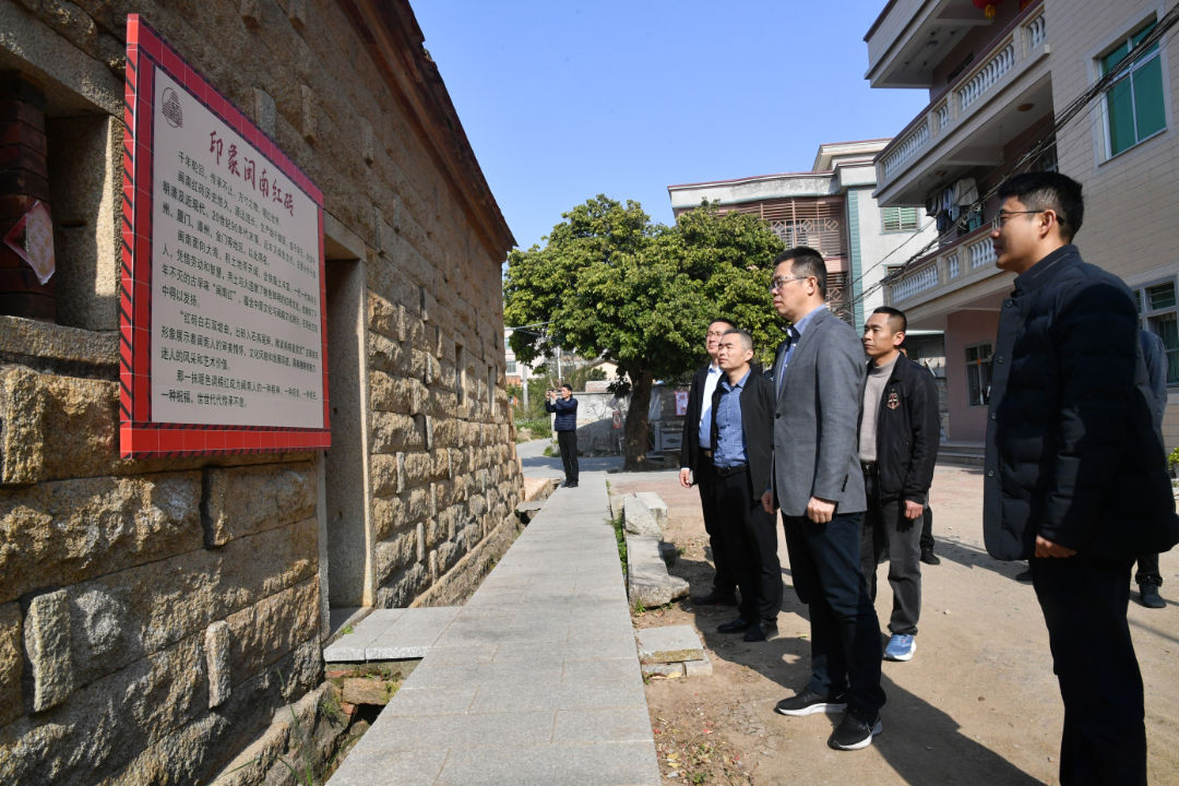 泉港区政府主要领导带队调研