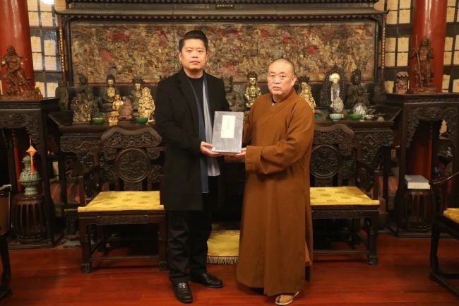 柬埔寨首相助理波尚琅一行参访少林寺