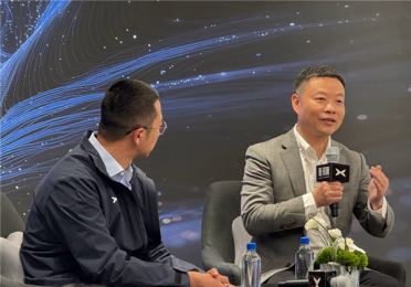 何小鹏：小鹏第二代VLA比行业第一梯队领先接近5倍