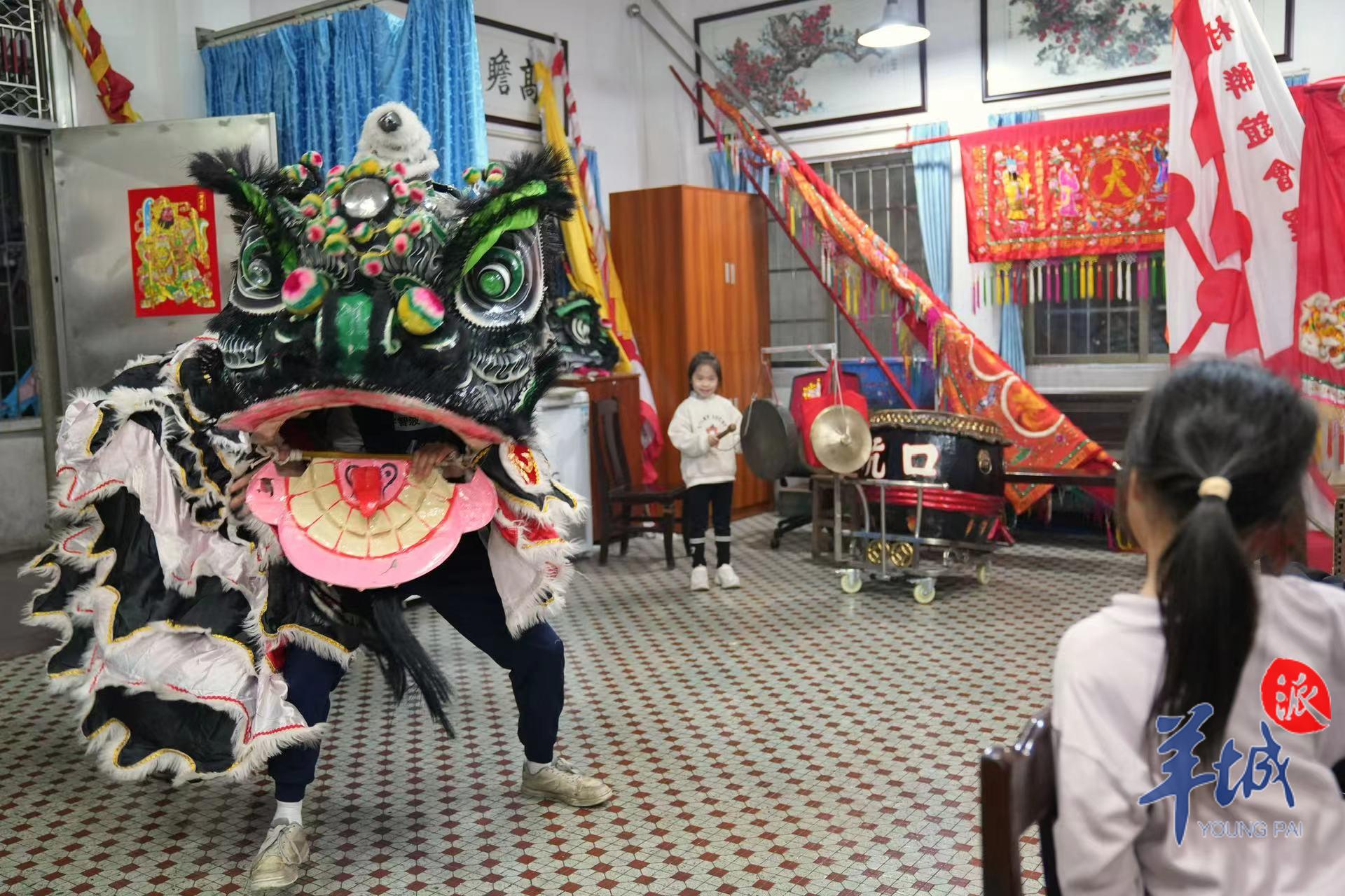 图集|广州荔湾坑口生菜会6日开锣,超1万斤生菜助阵