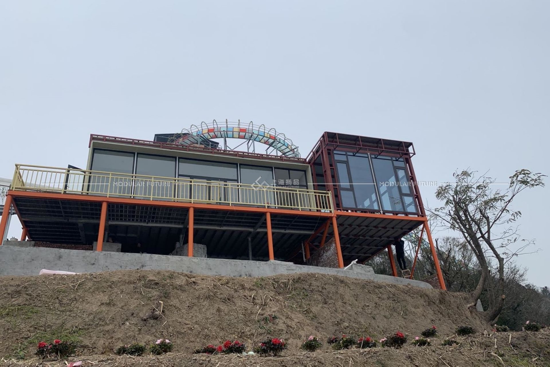 美景与舒适共融,集装箱休闲茶室为你而建