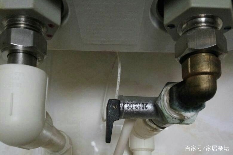 热水器进出阀门漏水怎么修