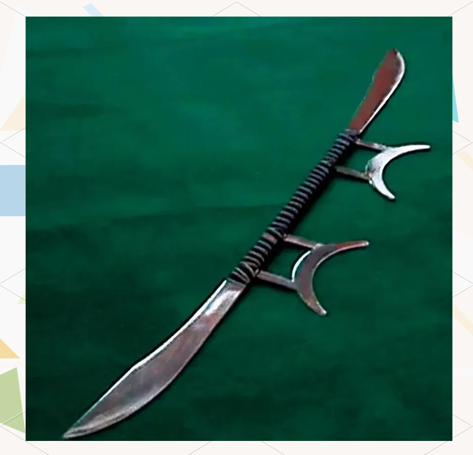 揭秘古代奇门兵器:判官笔,血滴子与更多神秘武器