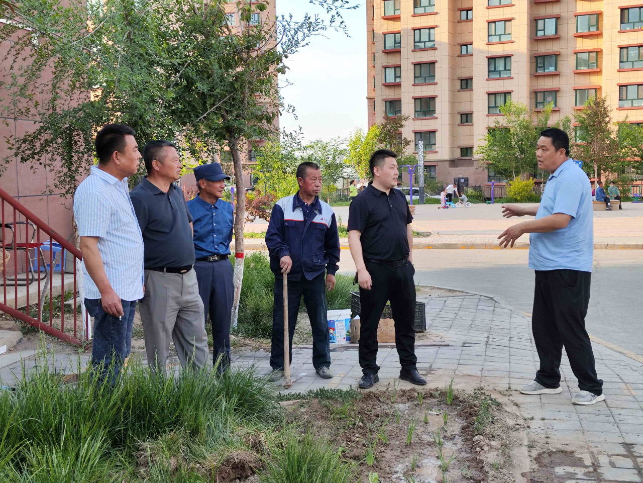 "首席办事员"张亚鹏