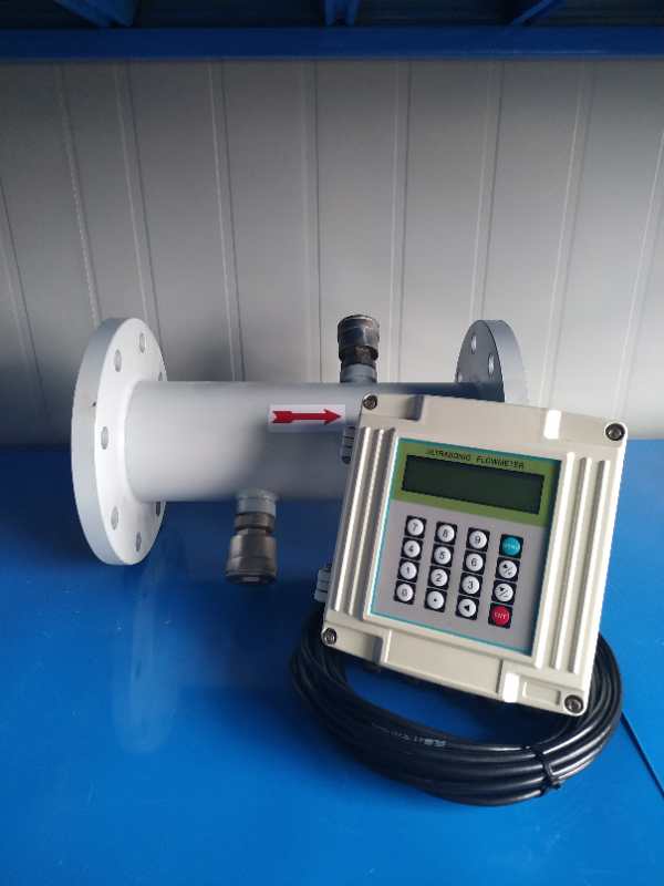 管道式超声波流量计