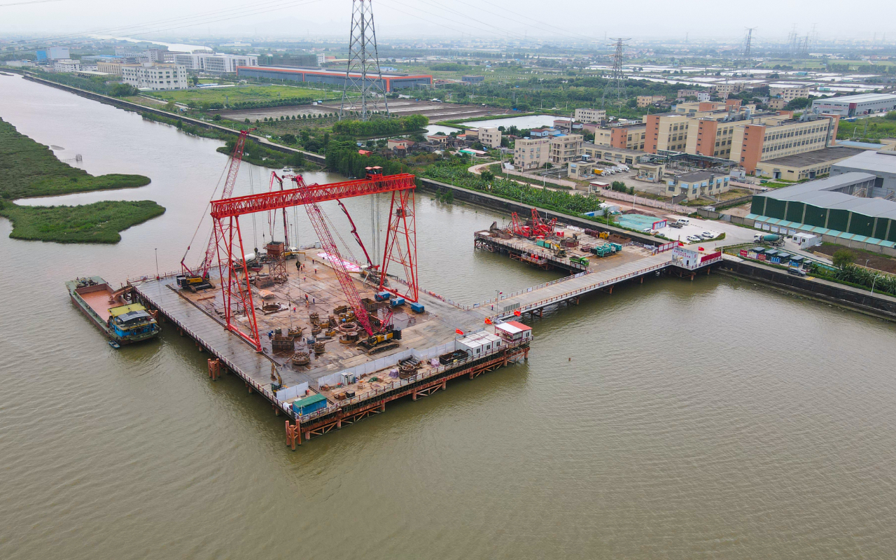 深江铁路洪奇沥大桥主墩桩基施工完成