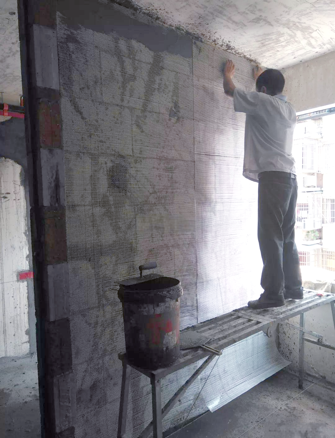 泥工施工详解:墙体抹灰的完整流程