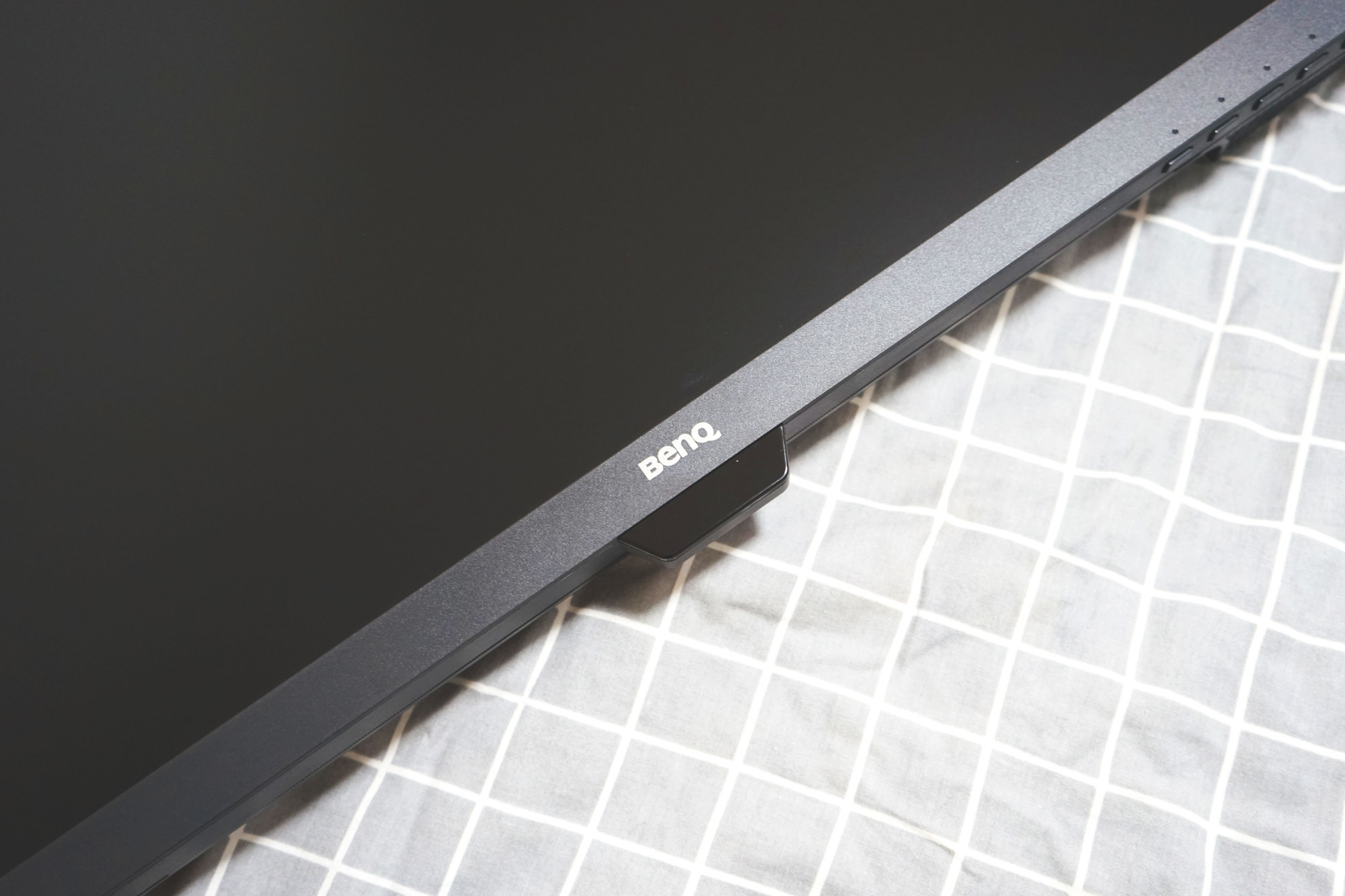 设计师福音!明基pd2705q显示器体验,多一个屏幕多一份力