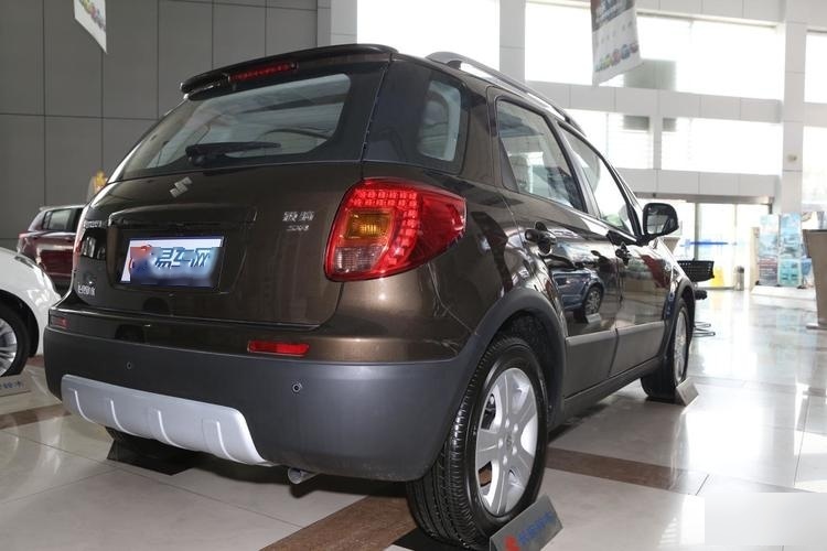 铃木天语sx4锐骑2013款手动灵动版怎么样?